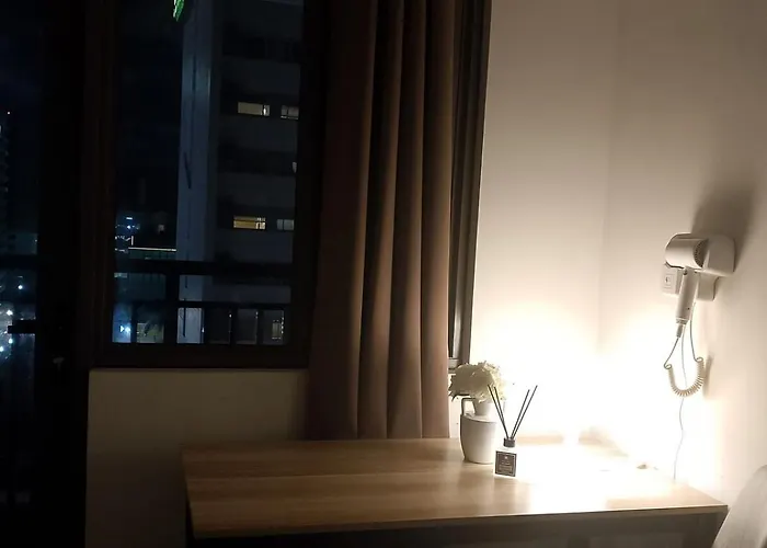 Chillcation S Residences 2 Bedroom Near Moa Apartment